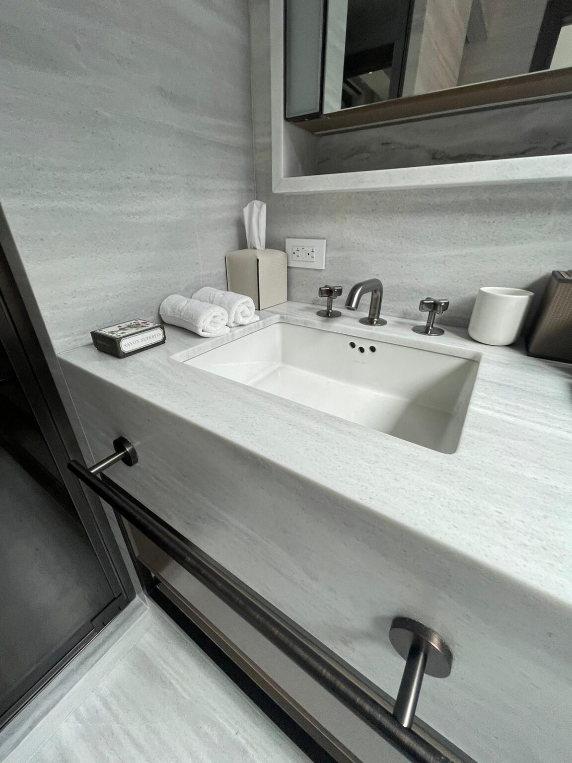 401 West Street Maison Hudson Eurasia Stone